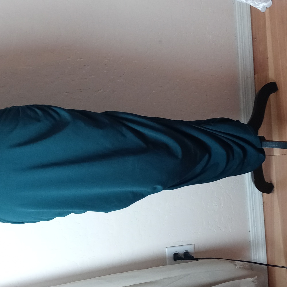Pretty Little Things One-Shoulder Maxi Dress - Picture 2 of 9